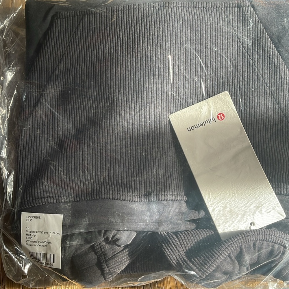 Lululemon Brushed Softstreme Ribbed Half Zip - Picture 4 of 5